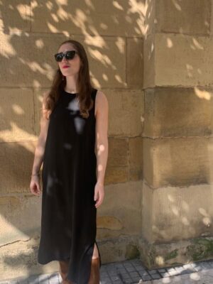 Alternative view of Vestido midi negro Arena
