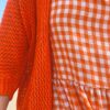 Chaqueta naranja de crochet
