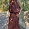 Falda midi satinada granate - Thumbnail Image 3
