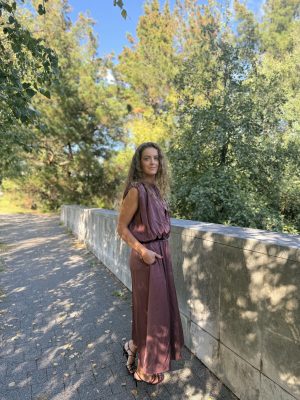 Falda midi satinada granate