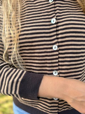 Alternative view of Chaqueta punto rayas marrones