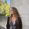 Chaqueta punto corta marrón - Thumbnail Image 3