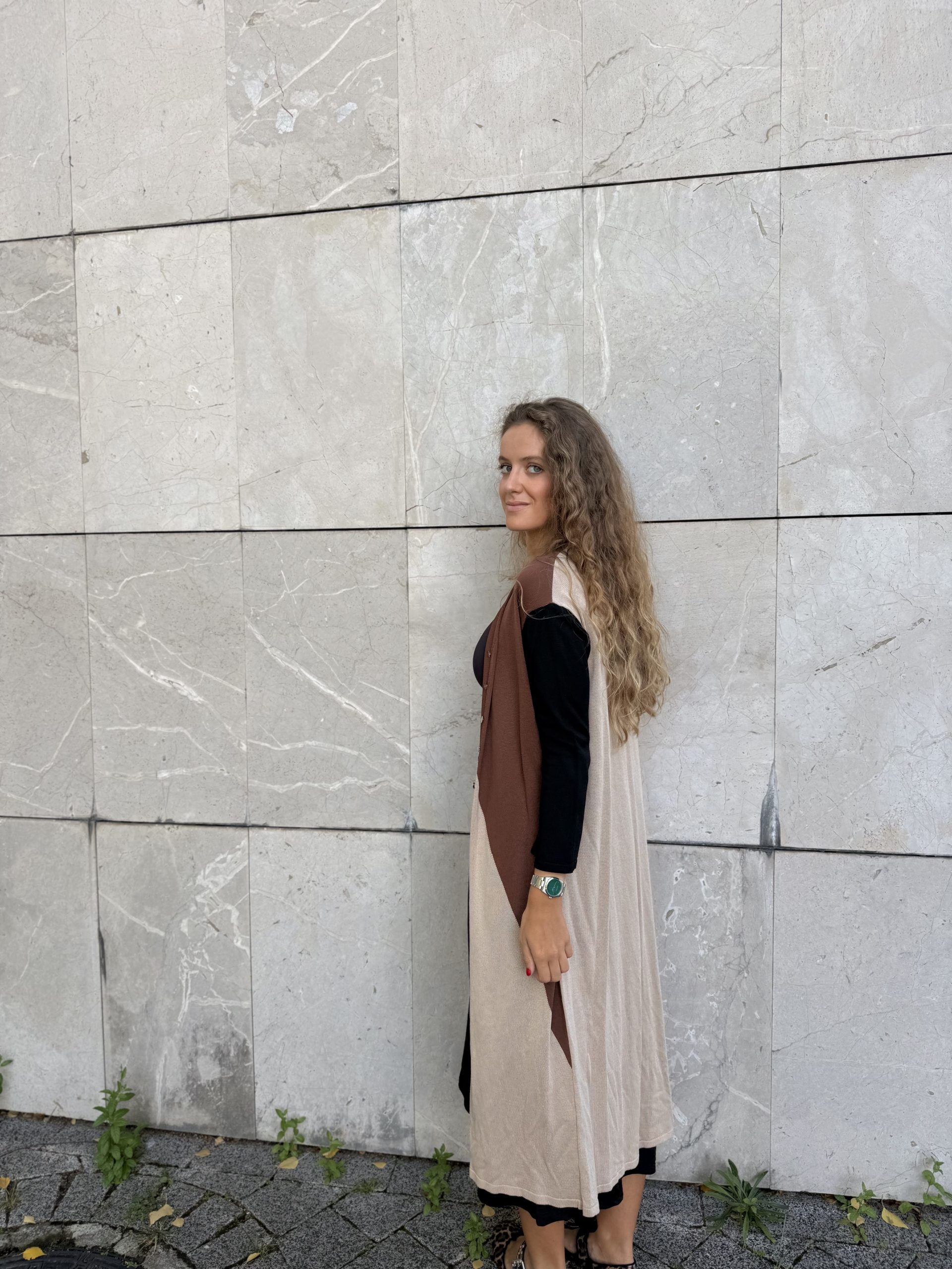 Chaqueta punto combinada beige - Imagen 4
