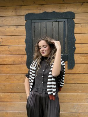 Blusa volante marrón