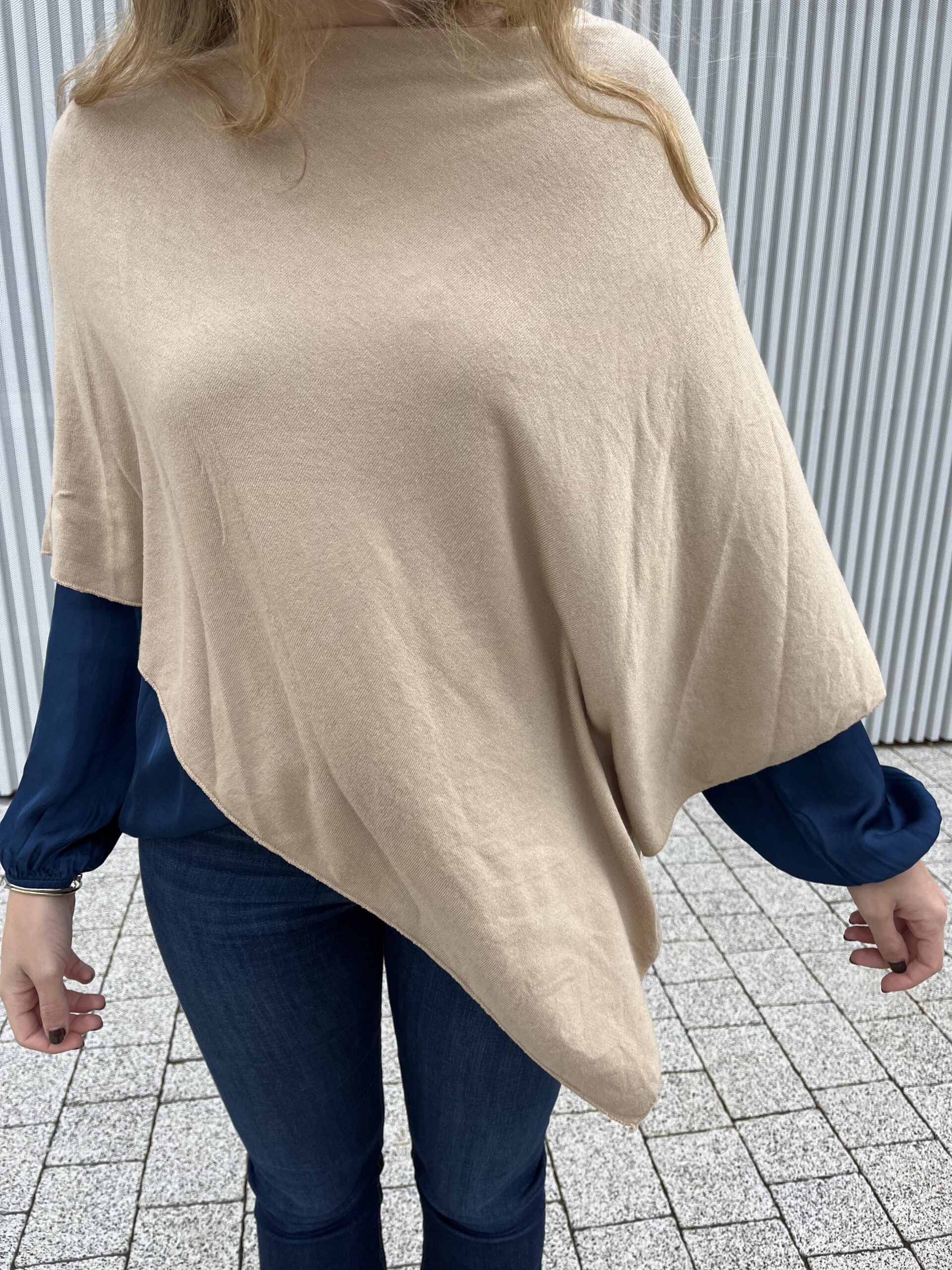 Capa punto beige Rivoli